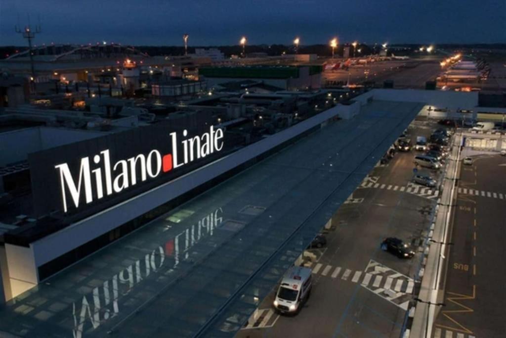 Linate Airport Elegant Suite,Tram 1 Minute Away 米兰 外观 照片